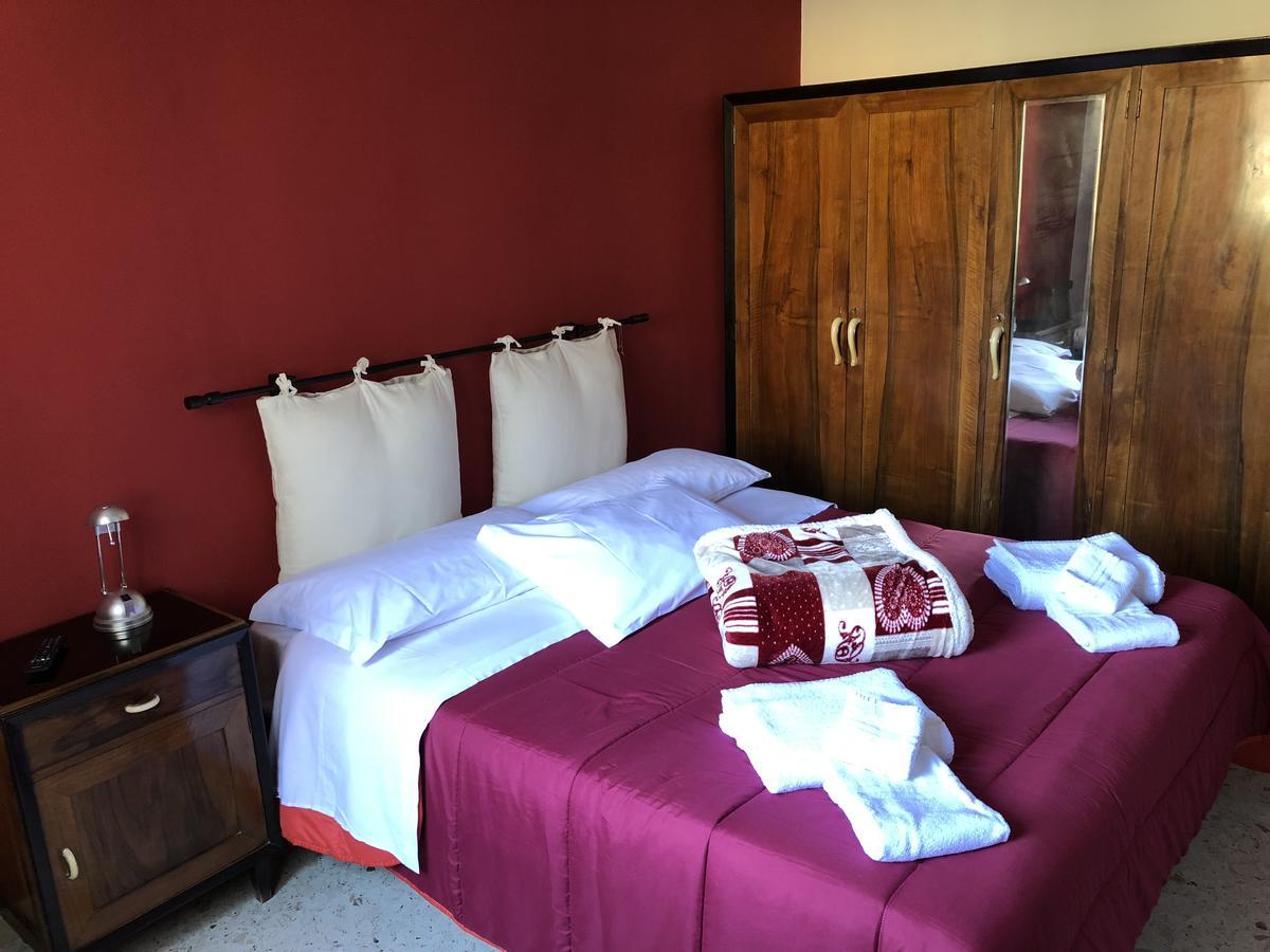 Etna Vintage Hotel Лингуаглоса Екстериор снимка