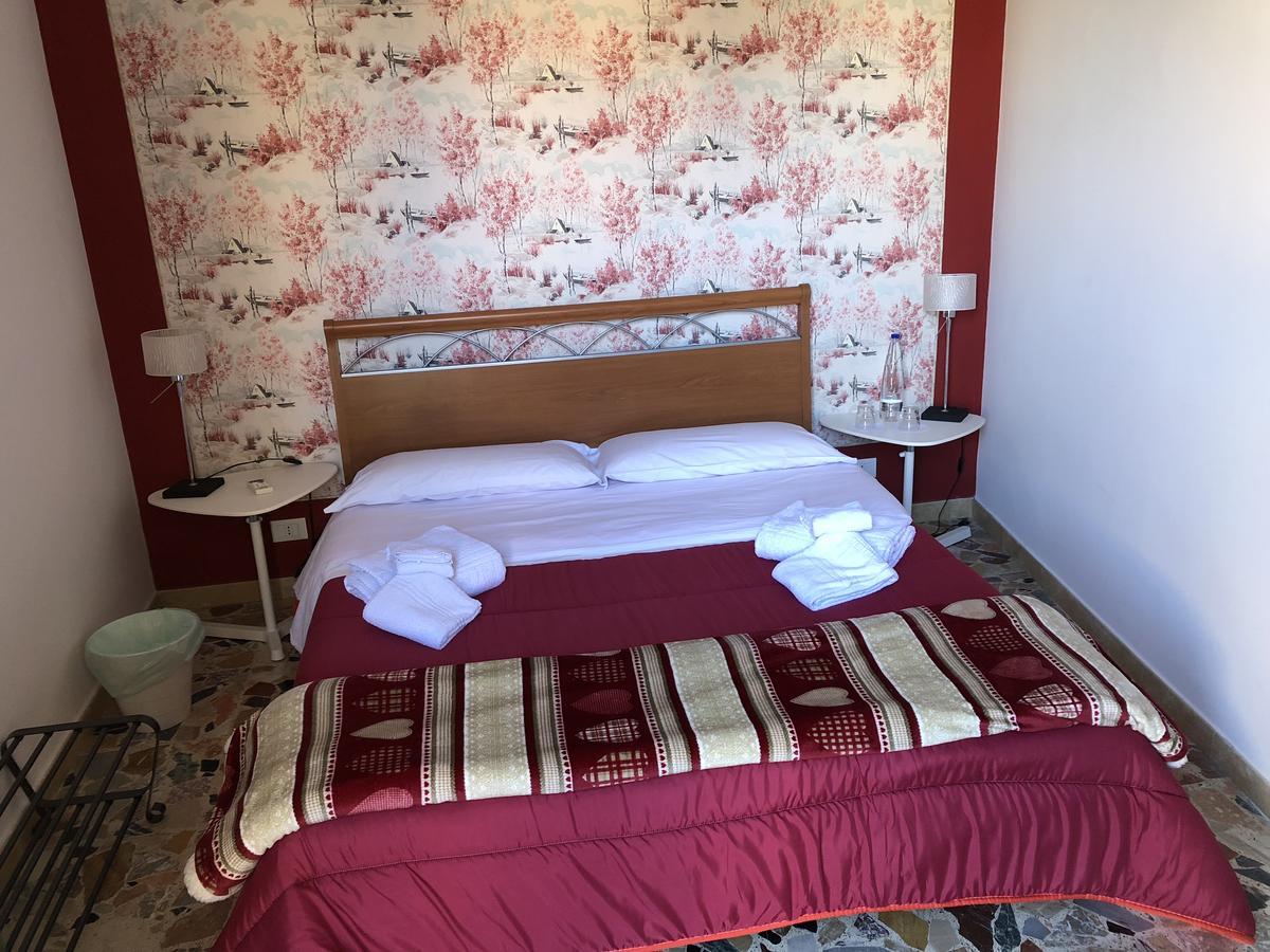 Etna Vintage Hotel Лингуаглоса Екстериор снимка