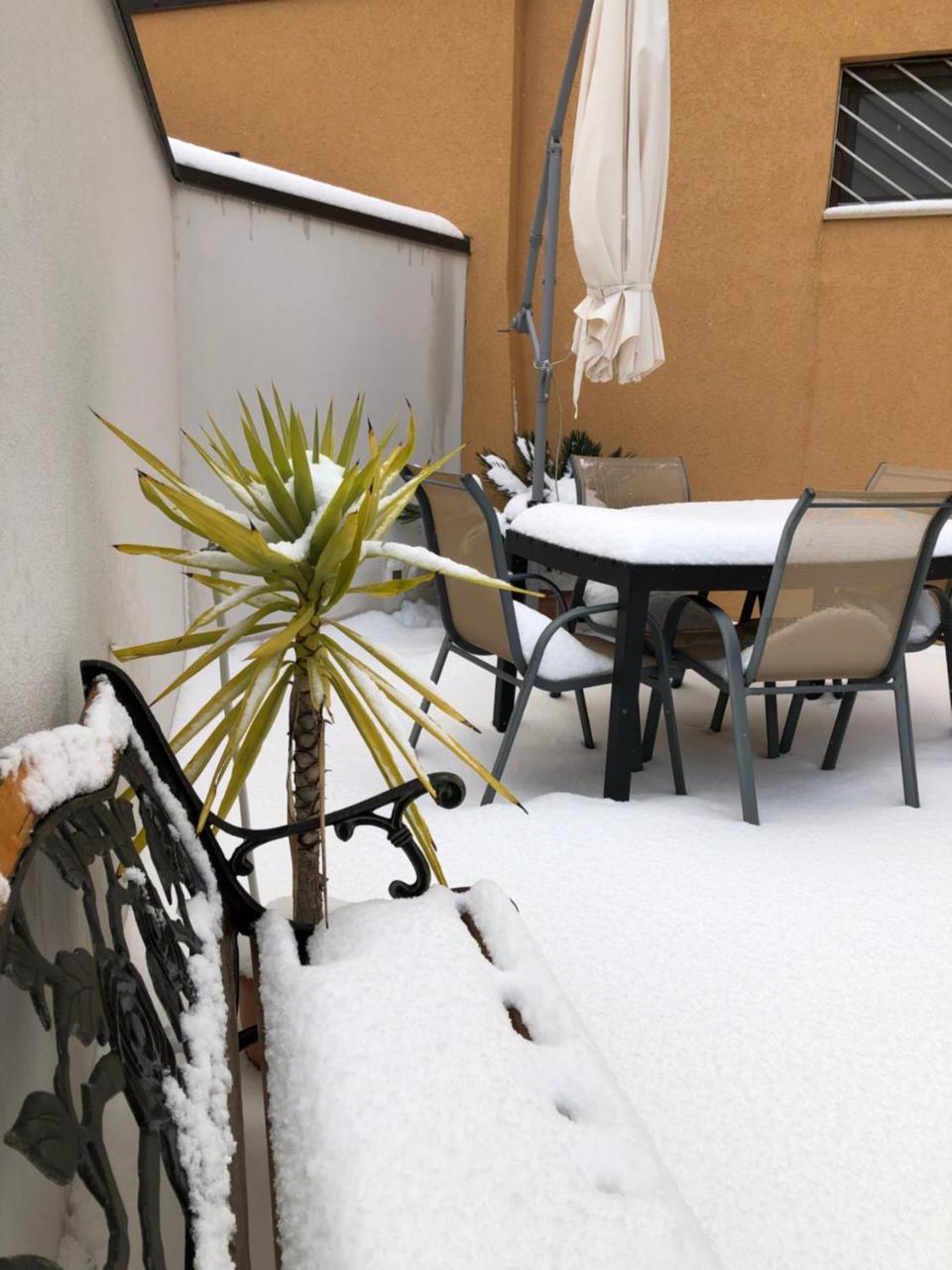 Etna Vintage Hotel Лингуаглоса Екстериор снимка